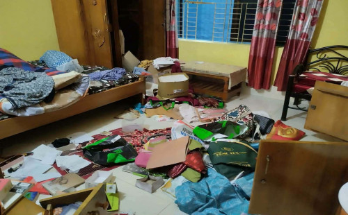 শিবপুরে শিক্ষক দম্পতির বাসায় চুরি